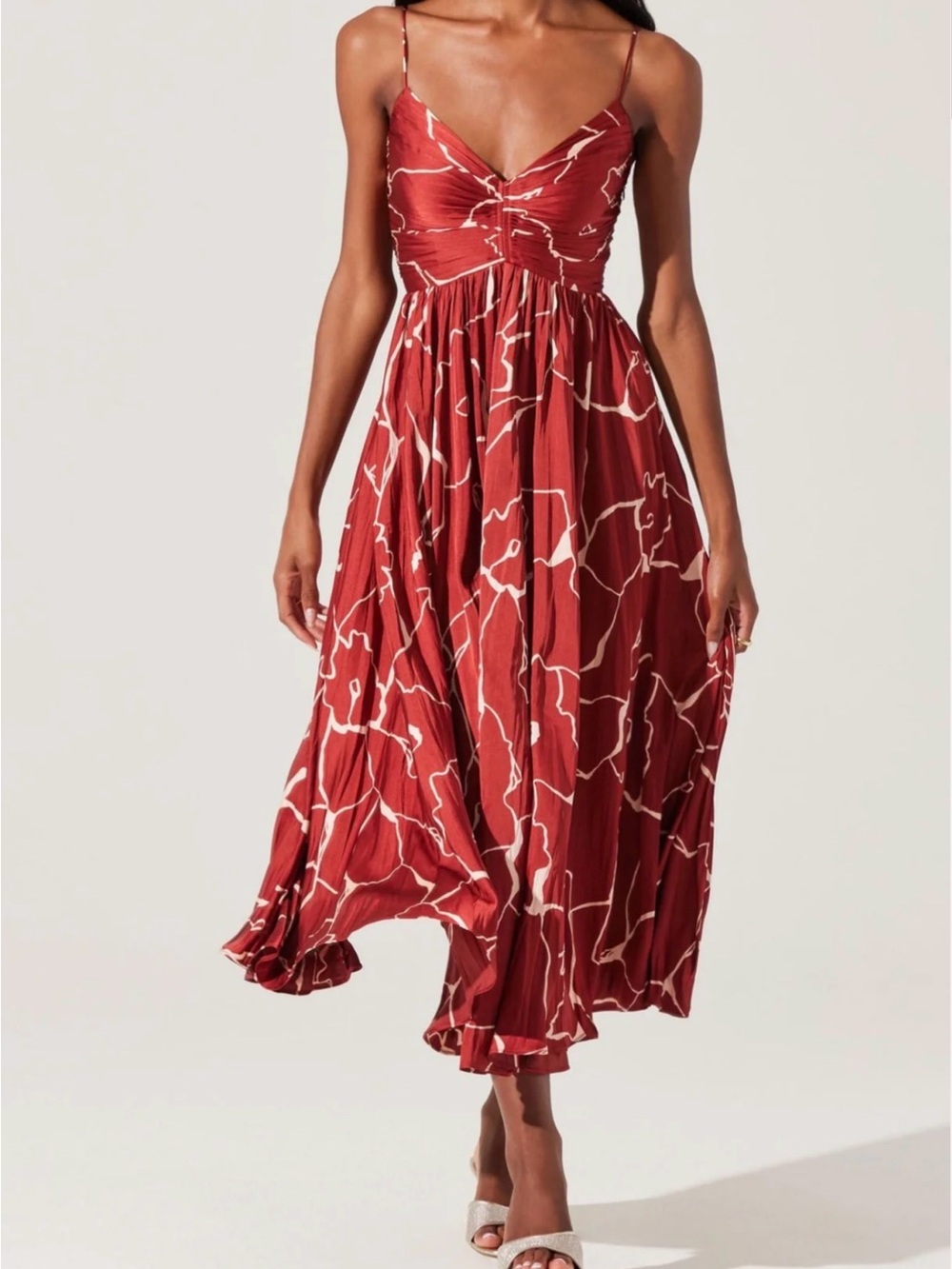 ASTR The Label - Maeve Pleated Midi Dress